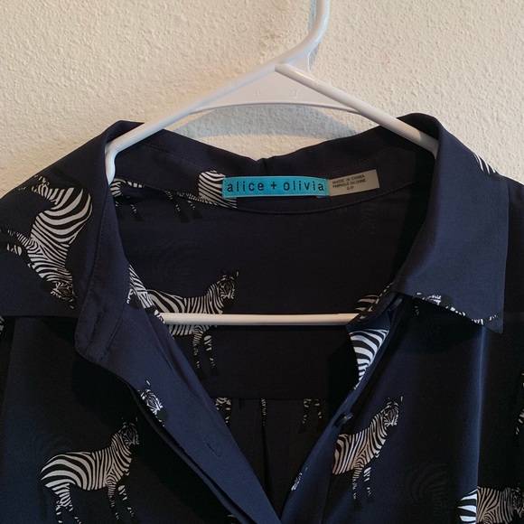 Alice + Olivia new blue zebra silk button down top - Picture 7 of 8